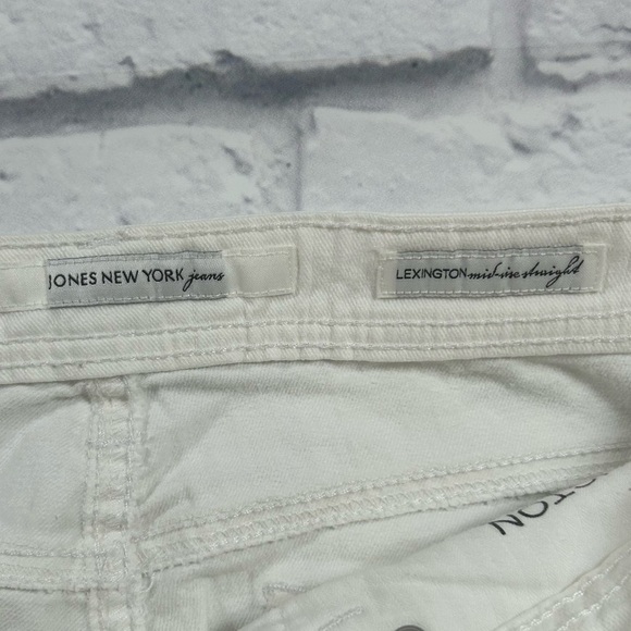Jones New York Women's Straight Leg Jeans - White - Picture 6 of 8